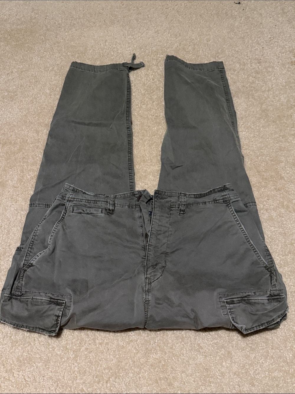 American Eagle Outfitters Men's Charcoal Cargo Pants